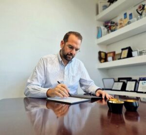 15,5 εκατ. ευρώ για παιδικούς σταθμούς και νέες Τοπικές Μονάδες Υγείας