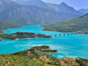 Στα σκαριά τρία έργα αντλησιοταμίευσης στην τεχνητή λίμνη Κρεμαστών