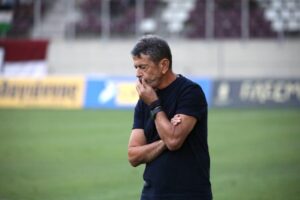 Πετράκης μετά το φιλικό με ΑΕΛ: «Η νίκη δεν πρέπει να μας ξεγελά»