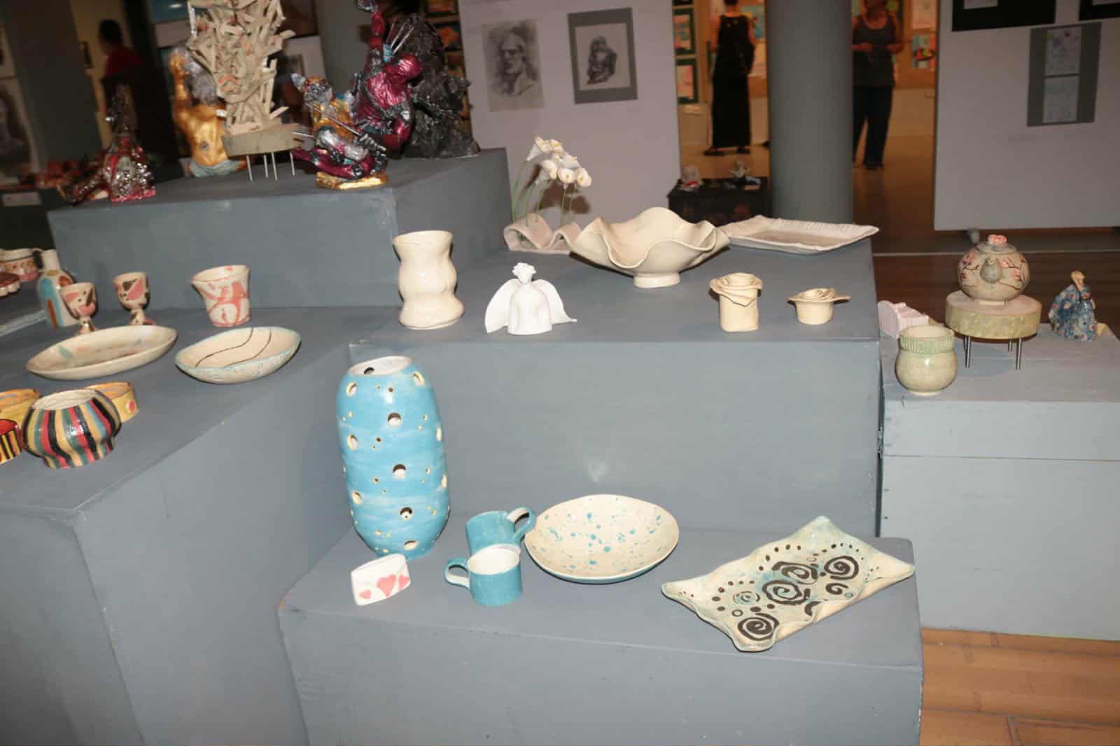 Εγκαίνια Έκθεσης Εικαστικού Εργαστηρίου Αγρινίου: Μια γιορτή δημιουργίας στην παλαιά Δημοτική Αγορά Αγρινίου