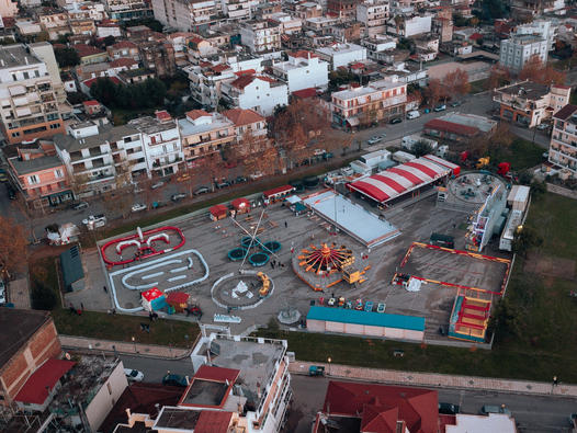 «Η Άρκτια και οι Μαγικοί Σπόροι»: Η Μαγική Αυλή επιστρέφει στο Αγρίνιο με μια ιστορία που… αναπνέει χειμώνα