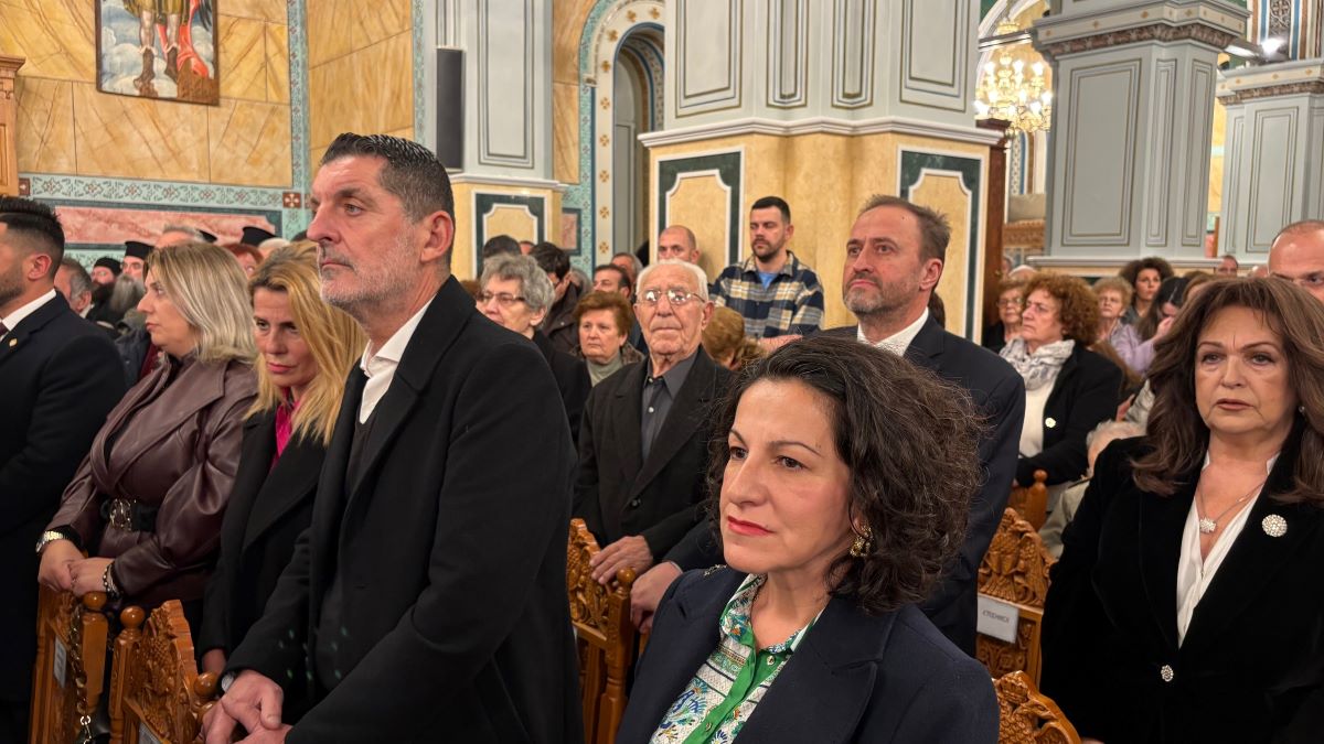 Ιερή Πόλη Μεσολογγίου: Συγκίνηση και λαμπρότητα στα Θυρανοίξια του Ιερού Μητροπολιτικού Ναού Αγίου Σπυρίδωνος