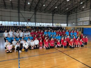 Δυναμική παρουσία του ΑΚΑΡΝΑΝ Αγρινίου στο Χριστουγεννιάτικο Τουρνουά Βόλεϊ στη Ναύπακτο