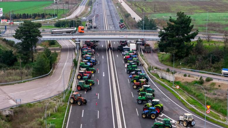 Αγροτικές κινητοποιήσεις: Διαμορφώνονται δύο «γραμμές» λίγο πριν την αλλαγή του έτους