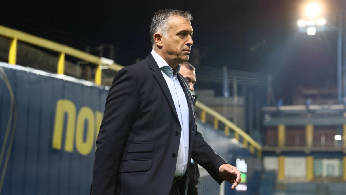 Αναστασίου μετά το 0-5: «Δεν πρέπει να σταθούμε σε αυτό το ματς» – Ανοιχτή η υπόθεση Τσάβες