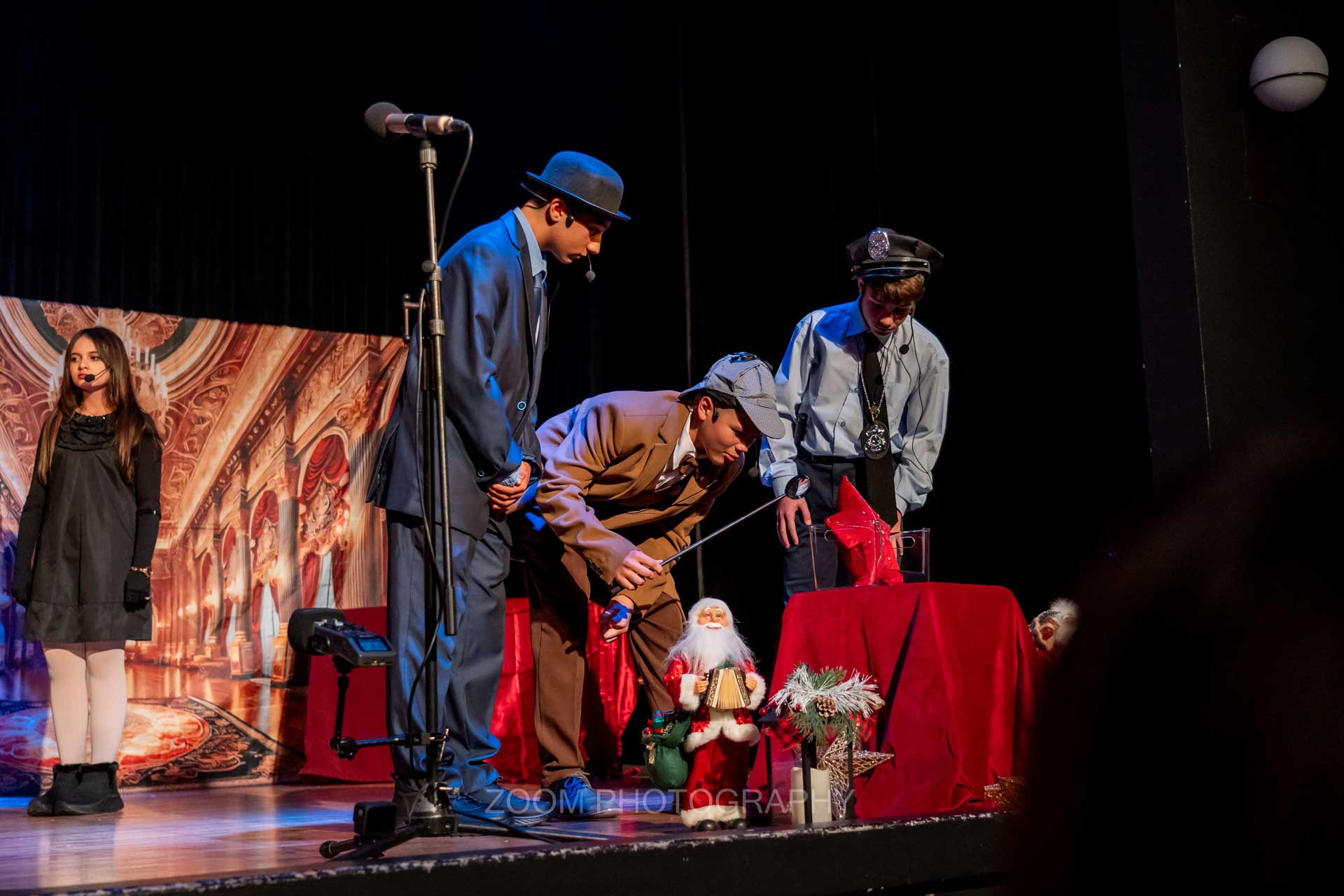 Κατάμεστο το Παπαστράτειο Μέγαρο στη χριστουγεννιάτικη γιορτή αλληλεγγύης της ΕΛΕΠΑΠ Αγρινίου