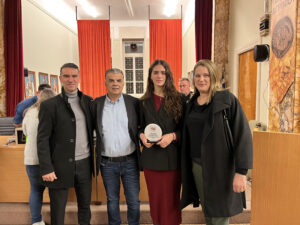 Βράβευση της Αγρινιώτισσας πρωταθλήτριας Νίκης Γιαννιώτη