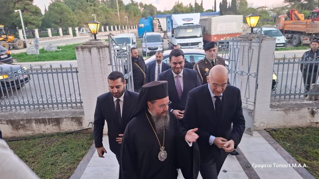 Συνάντηση Δένδια με τον Μητροπολίτη Αιτωλίας και Ακαρνανίας Δαμασκηνό στο Μεσολόγγι