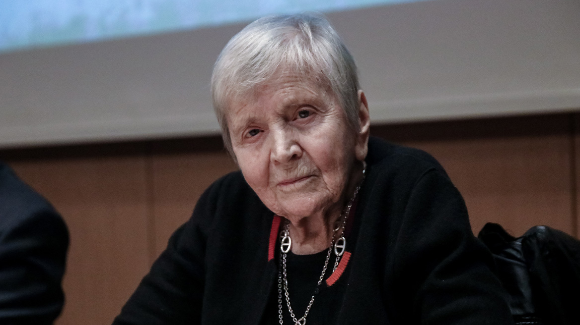 Έφυγε από τη ζωή η σπουδαία Ελληνίδα βυζαντινολόγος Ελένη Γλύκατζη-Αρβελέρ, σε ηλικία 99 ετών