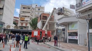 Αγρίνιο: Μεγάλη φωτιά στην οδό Κύπρου