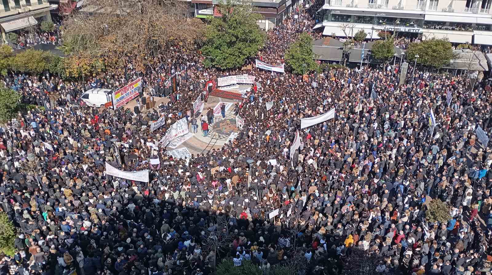 ΟΕΒΑ: 28 Φεβρουαρίου – Ημέρα μνήμης για τα θύματα της τραγωδίας στα Τέμπη