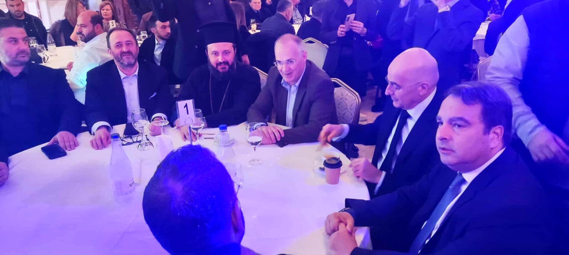 Αναβάθμιση του αεροδρομίου Αγρινίου ανακοίνωσε ο Νίκος Δένδιας — Προηγήθηκε το αίτημα του δημάρχου