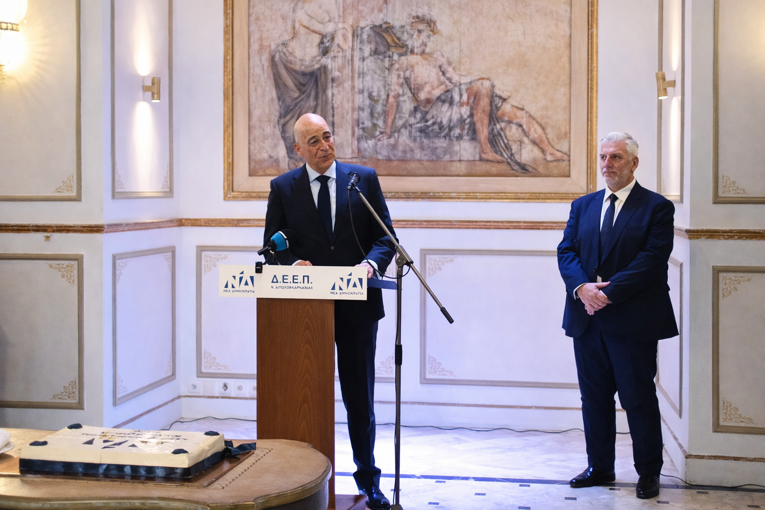 Αναβάθμιση του αεροδρομίου Αγρινίου ανακοίνωσε ο Νίκος Δένδιας — Προηγήθηκε το αίτημα του δημάρχου