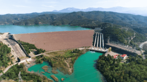 Σε εξέλιξη απελευθέρωση υδάτων από το Φράγμα Καστρακίου