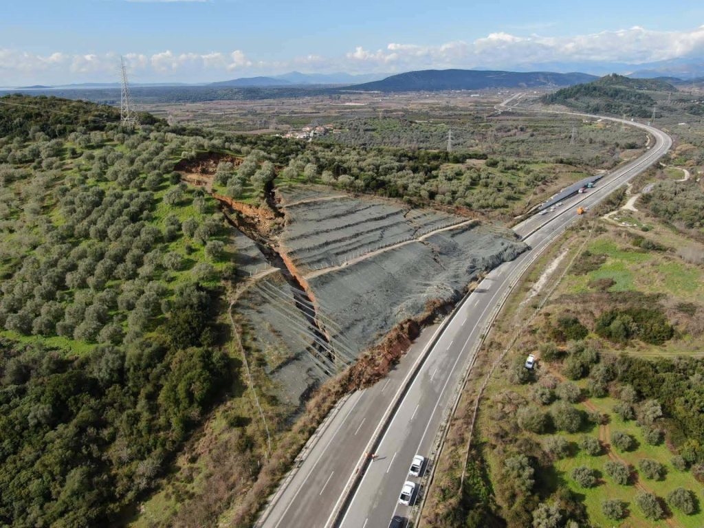 Ιόνια Οδός: Σε 20 ημέρες ανοίγει το ρεύμα προς Ιωάννινα – Κλειστό για μήνες το ρεύμα προς Αντίρριο