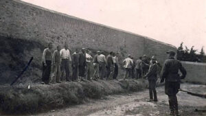 Εκτέλεση 200 στην Καισαριανή: Στην Ελλάδα επιστρέφουν οι αυθεντικές ιστορικές φωτογραφίες