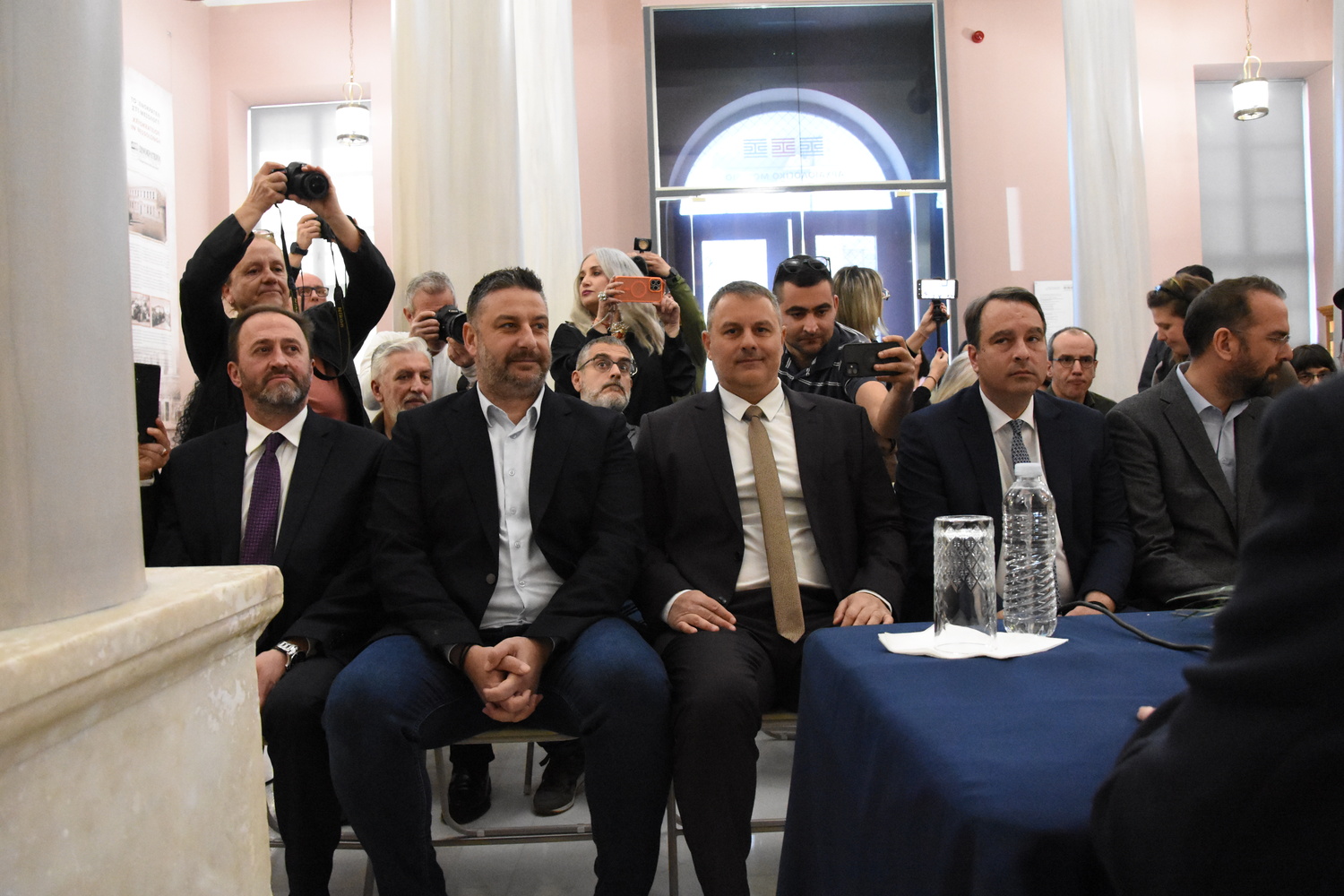 Ο εμβληματικός πίνακας του Ντελακρουά «Η Ελλάδα στα ερείπια του Μεσολογγίου» επέστρεψε στον τόπο που τον ενέπνευσε