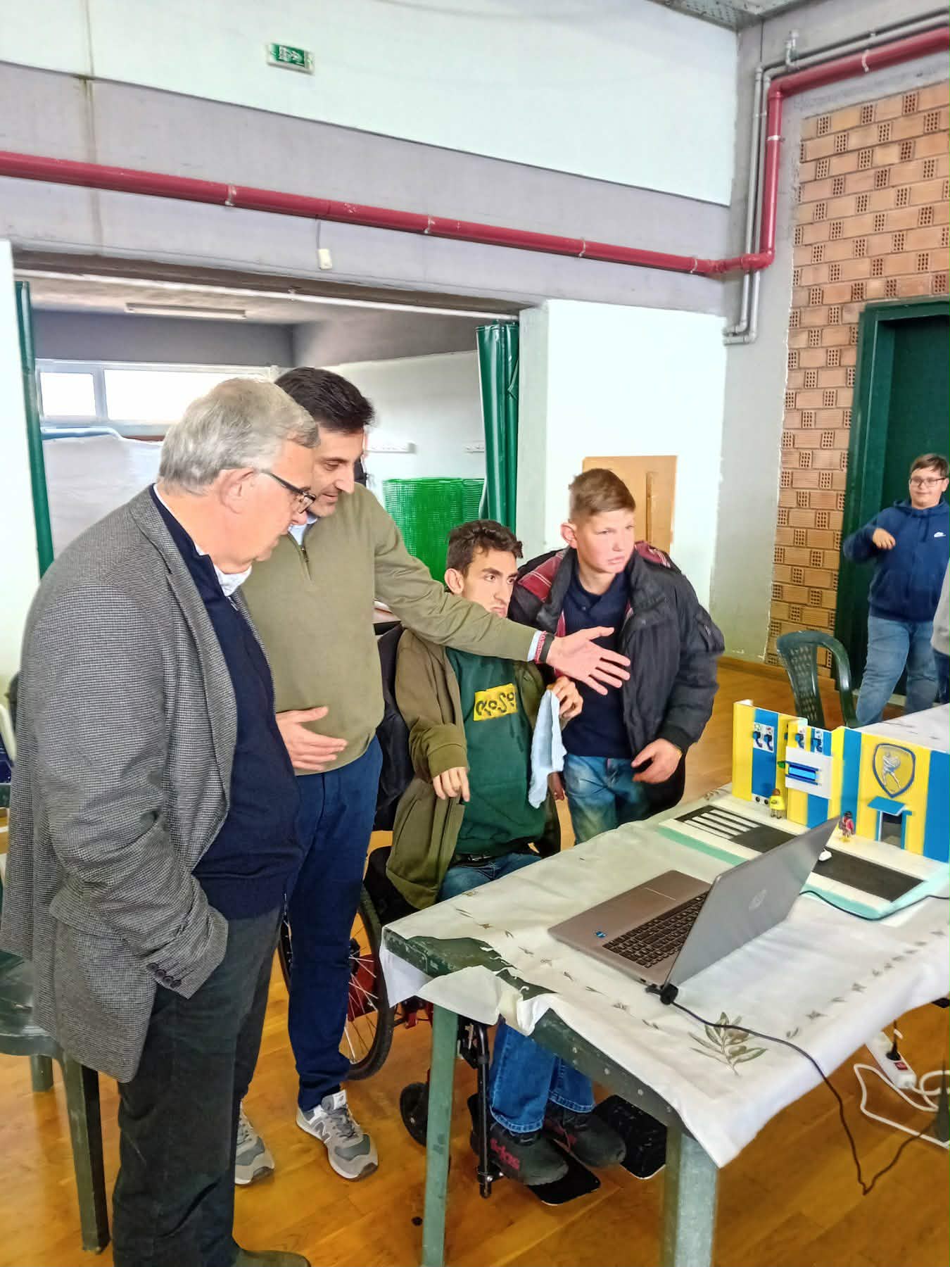 Το Ε.Ε.Ε.ΕΚ Αγρινίου κατέκτησε το τρίτο βραβείο στον Περιφερειακό Διαγωνισμό Εκπαιδευτικής Ρομποτικής