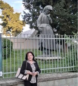 «Άδολη Αγάπη», ποίημα της Κατερίνας Λιβιτσάνου Ντάνου, αφιερωμένο στη μάνα