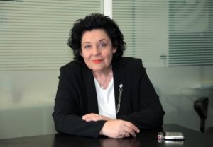 Η Λιάνα Κανέλλη στο Αγρίνιο για τις «Διαλέξεις με Θέα»