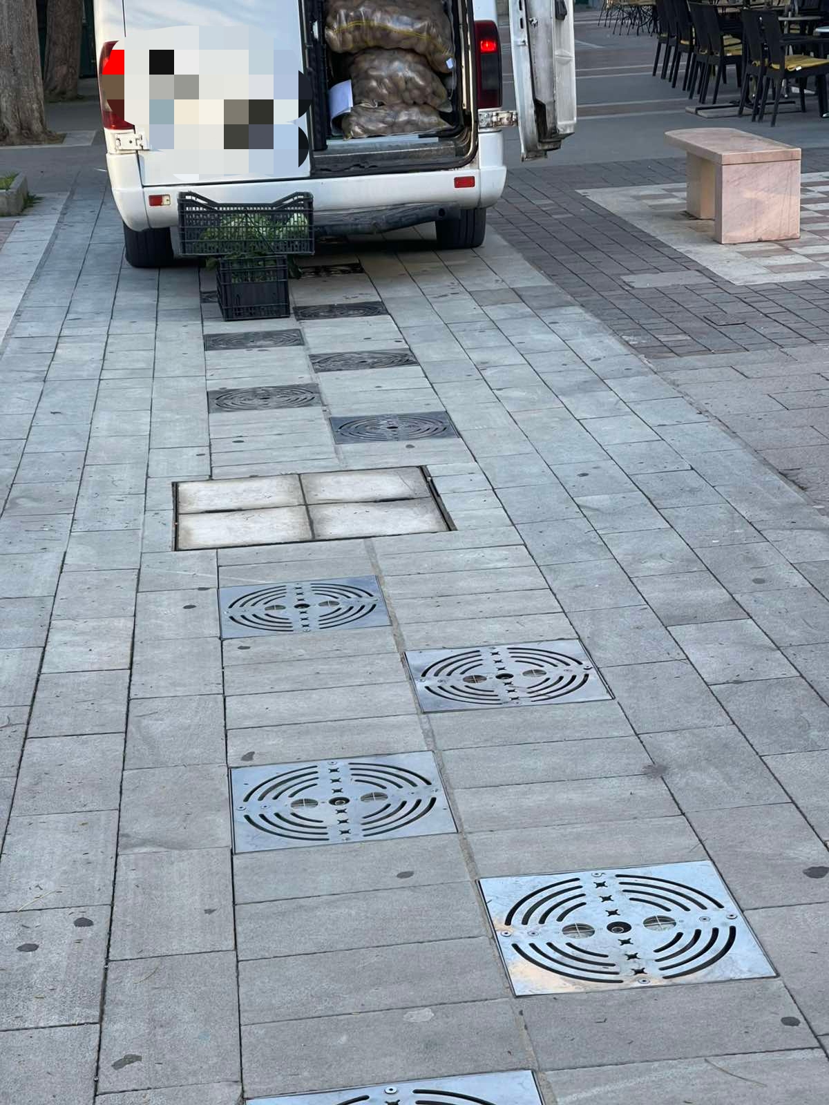 Ζημιά ξανά στο επιδαπέδιο σιντριβάνι της κεντρικής πλατείας Αγρινίου