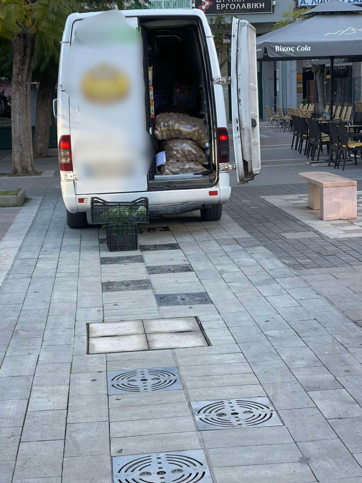 Ζημιά ξανά στο επιδαπέδιο σιντριβάνι της κεντρικής πλατείας Αγρινίου