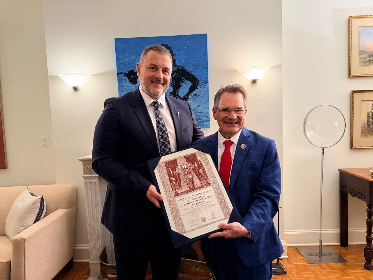 ΗΠΑ: Το Κογκρέσο αναγνωρίζει τα 200 χρόνια από την Έξοδο του Μεσολογγίου – Επίτιμος Δημότης ο Γκας Μπιλιράκης