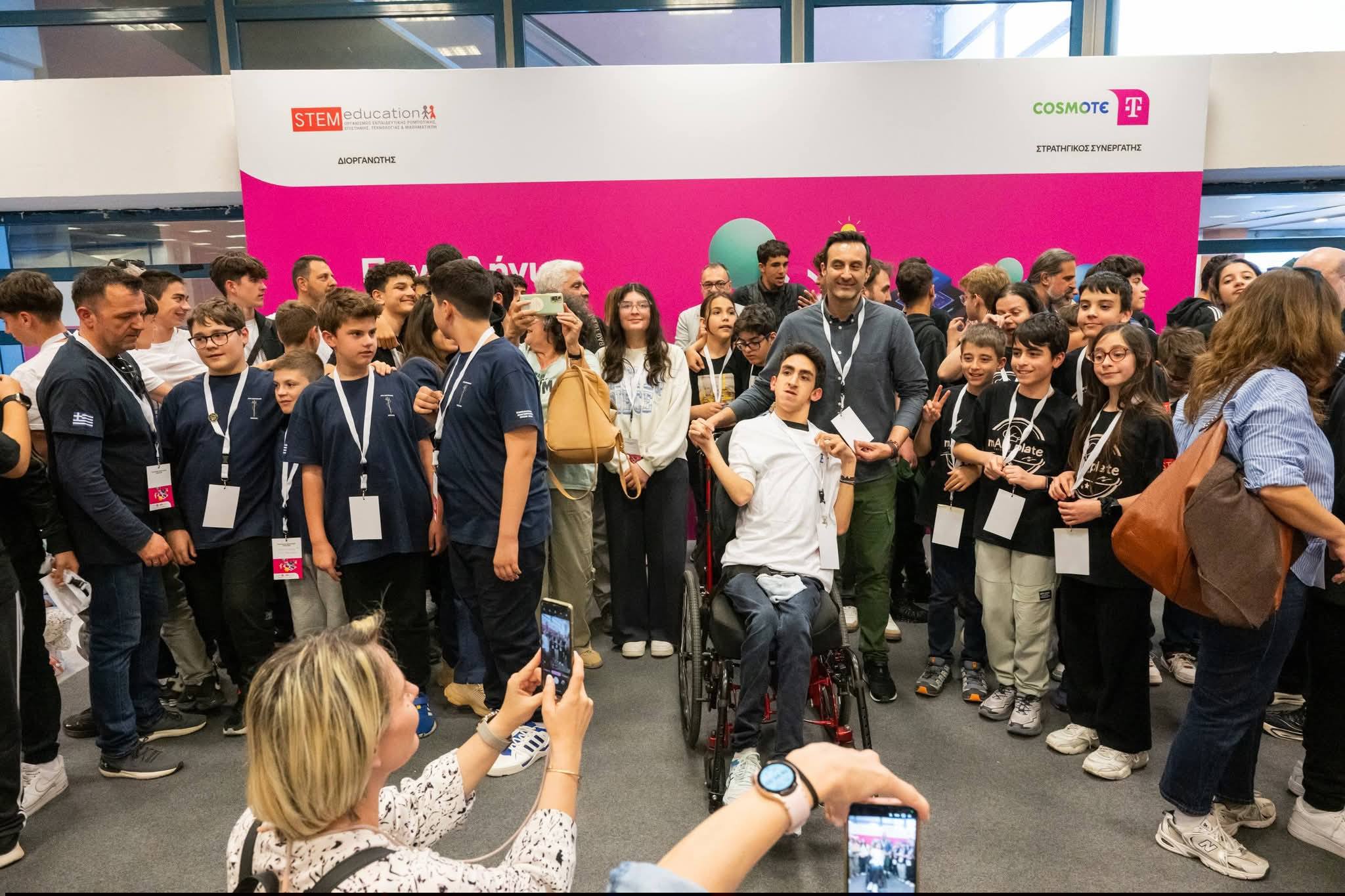 Ασημένιο μετάλλιο για το Ε.Ε.Ε.ΕΚ Αγρινίου στον Πανελλήνιο Διαγωνισμό STEM 2026