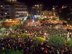 Αγρίνιο: Συνάντηση Επιταφίων στην πλατεία Δημοκρατίας τη Μεγάλη Παρασκευή