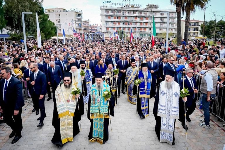 Ιερή Πόλη Μεσολογγίου: Με λαμπρότητα και συγκίνηση κορυφώθηκαν οι Εορτές Εξόδου για τα 200 χρόνια