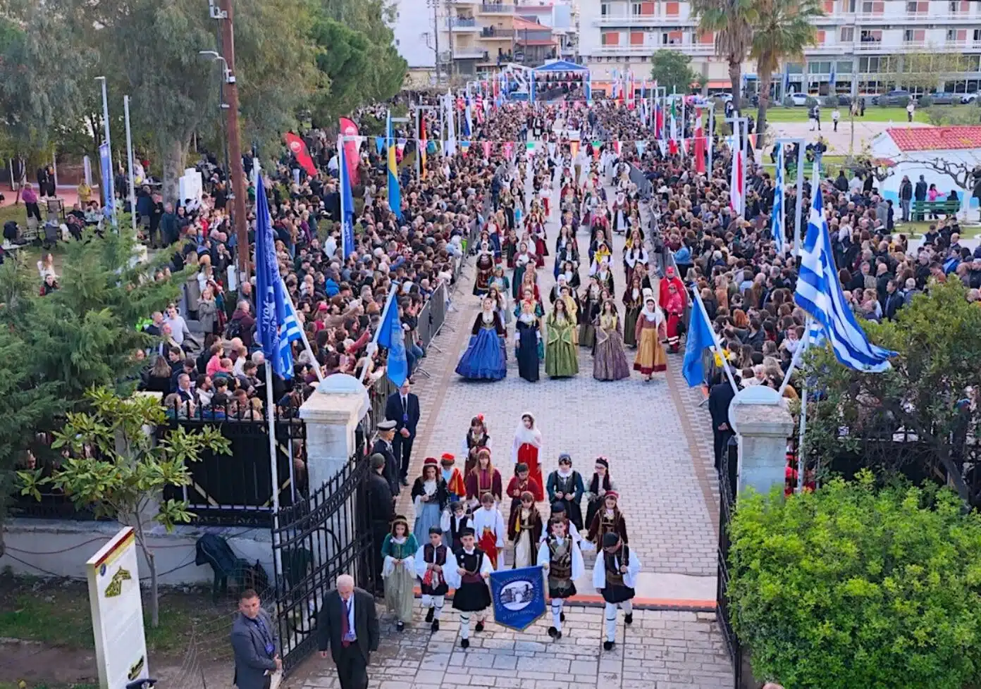 Ιερή Πόλη Μεσολογγίου: Με λαμπρότητα και συγκίνηση κορυφώθηκαν οι Εορτές Εξόδου για τα 200 χρόνια