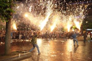 Τα πασχαλινά έθιμα της Αιτωλοακαρνανίας που ταξιδεύουν σε όλη την Ελλάδα