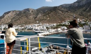 Κοινωνικός Τουρισμός ΔΥΠΑ: Πρεμιέρα την 1η Μαΐου με 300.000 vouchers