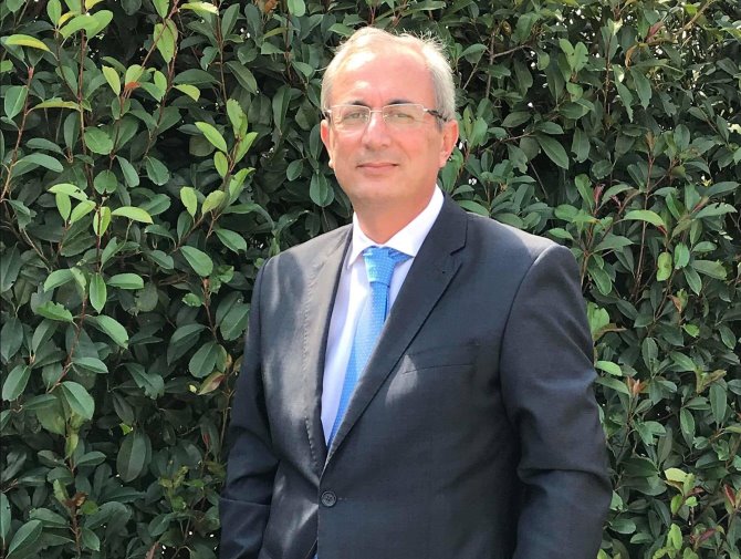 Με τον Πρωθυπουργό Κυριάκο Μητσοτάκη συνομιλεί σήμερα ο Δήμαρχος Θέρμου Σπύρος Κωνσταντάρας στο προσυνέδριο της ΝΔ στο Ναύπλιο