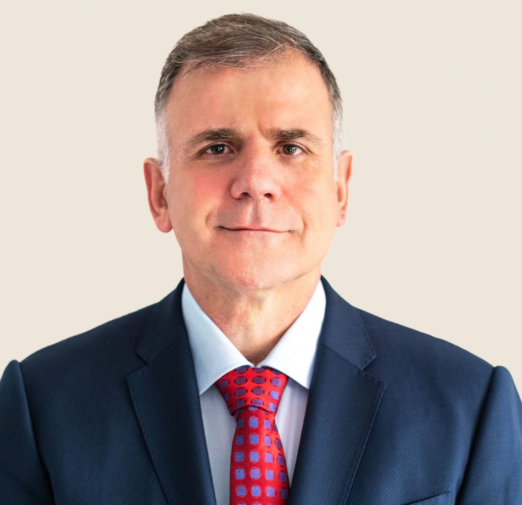 Επανεκλογή του Αιτωλοακαρνάνα Κωνσταντίνου Τσιούφη στη θέση του αντιπρόεδρου της Ιατρικής Σχολής Αθηνών