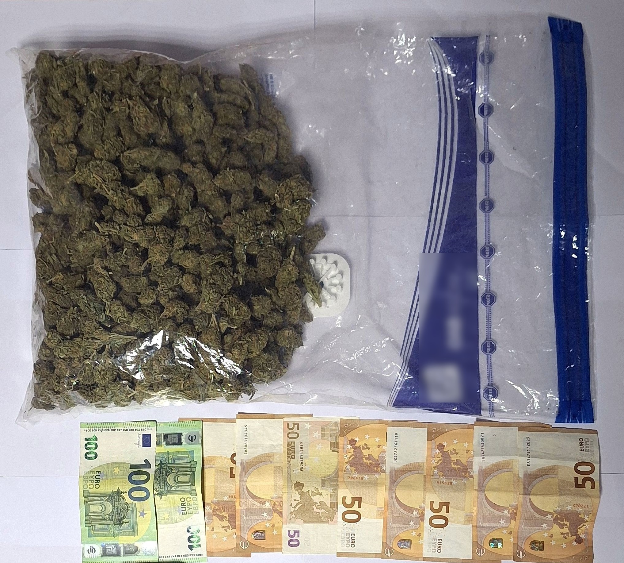 Ναυπακτία: Δύο συλλήψεις για διακίνηση ναρκωτικών – Κατασχέθηκαν 750 γραμμάρια κάνναβης