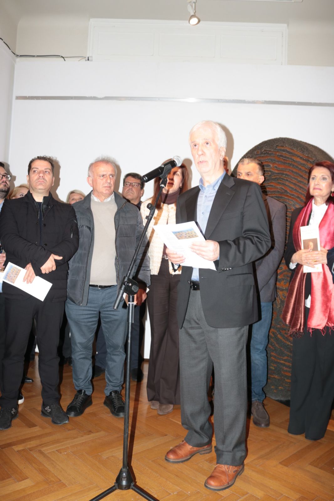 Εγκαινιάστηκε η έκθεση «Ελαίας & Καπνού Εγκώμιον» στην Δημοτική Πινακοθήκη Αγρινίου