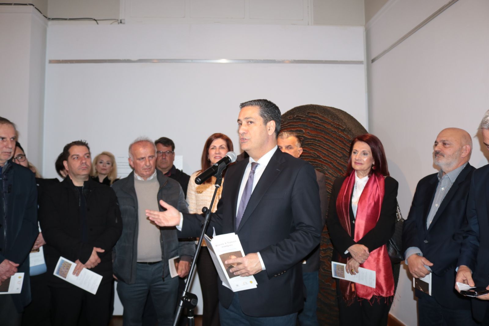 Εγκαινιάστηκε η έκθεση «Ελαίας & Καπνού Εγκώμιον» στην Δημοτική Πινακοθήκη Αγρινίου