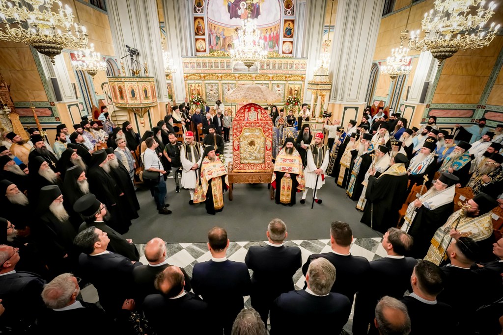 Μεσολόγγι: Πάνδημη υποδοχή της Παναγίας «Άξιον Εστί» σε κλίμα συγκίνησης και πίστης