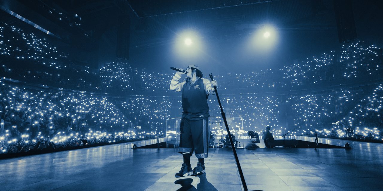 Η Billie Eilish στο «ΑΝΕΣΙΣ»: Η παγκόσμια περιοδεία της στη μεγάλη οθόνη