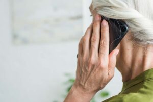 Εξαρθρώθηκαν τρεις εγκληματικές οργανώσεις που εξαπατούσαν ηλικιωμένους ως «υπάλληλοι του ΔΕΔΔΗΕ» – Πάνω από 410.000 ευρώ η λεία