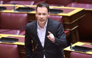 Μίλτος Ζαμπάρας: «Ένα φάρμακο λιγότερο, μια ελπίδα λιγότερη»