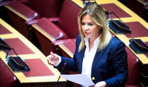Χριστίνα Σταρακά: Στη Βουλή ο αποκλεισμός της Αιτωλοακαρνανίας από την κοινωνική κατοικία
