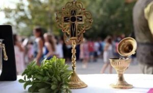 Στους αγιασμούς των σχολείων του Δήμου Αγρινίου η Δημοτική Αρχή