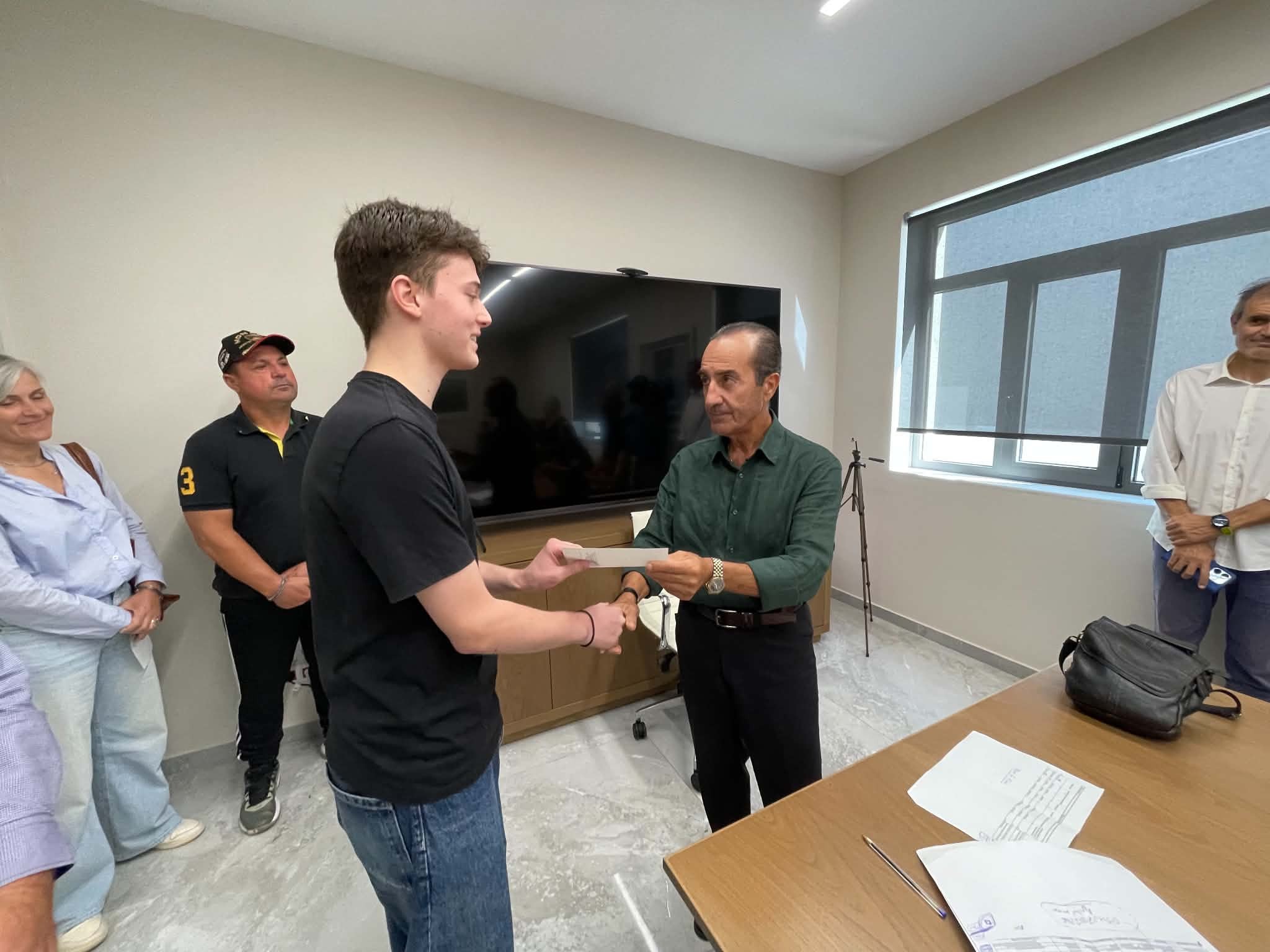 Ένωση Αγρινίου: Υποτροφίες 1.500 ευρώ σε έξι νέους της Αιτωλοακαρνανίας