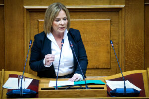 Χριστίνα Σταρακά: Τρία ακίνητα της ΔΥΠΑ στο Αγρίνιο εξετάζονται για κοινωνική κατοικία