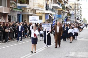 Η Ιερή Πόλη του Μεσολογγίου τίμησε με μεγαλόπρεπεια την επέτειο της 28ης Οκτωβρίου