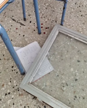 Παράθυρο αποκολλήθηκε και τραυμάτισε μαθητή στο Λύκειο Νεοχωρίου